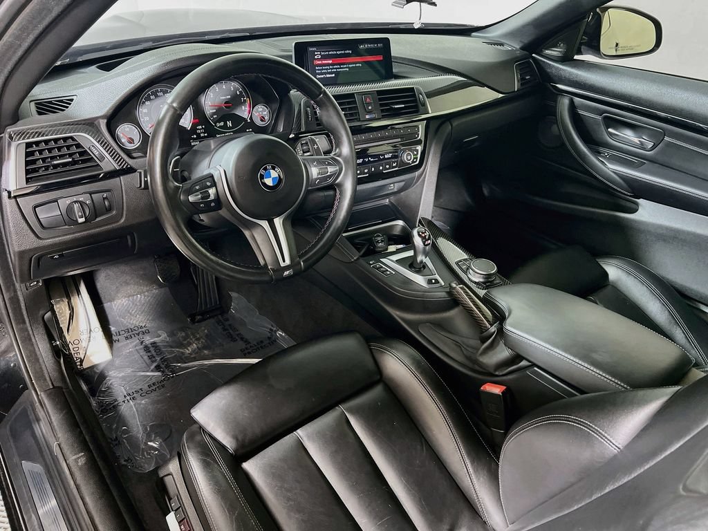 Used 2018 BMW M4 Convertible w/ Competition Package RWD image 9