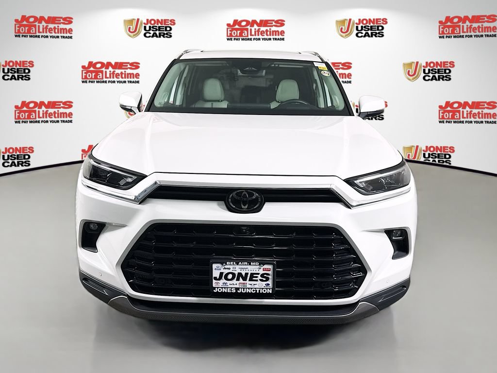 Used 2024 Toyota Grand Highlander AWD image 13