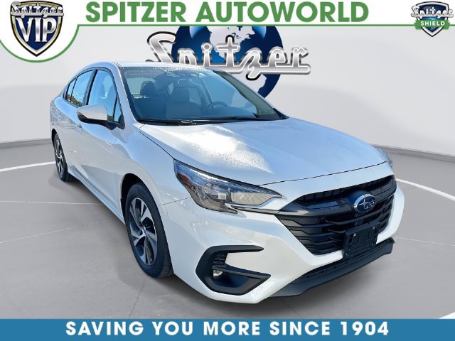 Used 2025 Subaru Legacy Premium AWD/4WD image 1