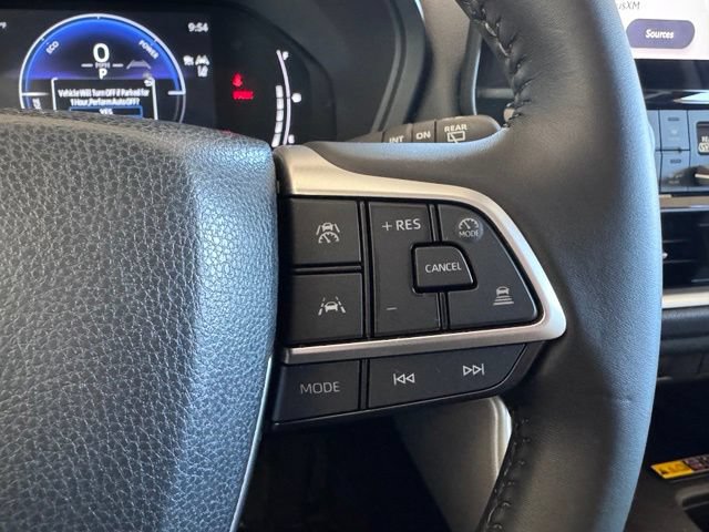 Used 2024 Toyota Grand Highlander AWD Hybrid image 17