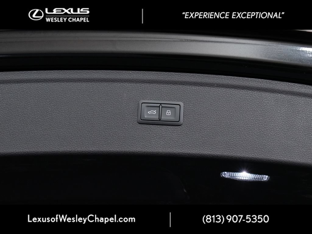 Used 2023 Audi Q5 2.0T Premium AWD/4WD image 17
