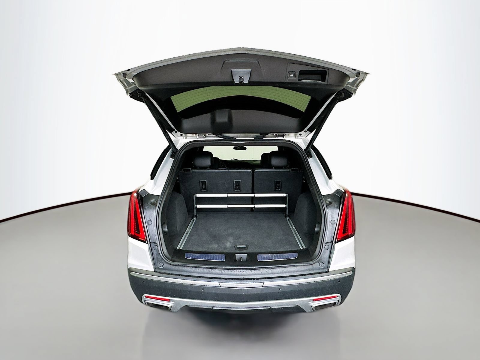 Used 2020 Cadillac XT5 Premium Luxury FWD image 27