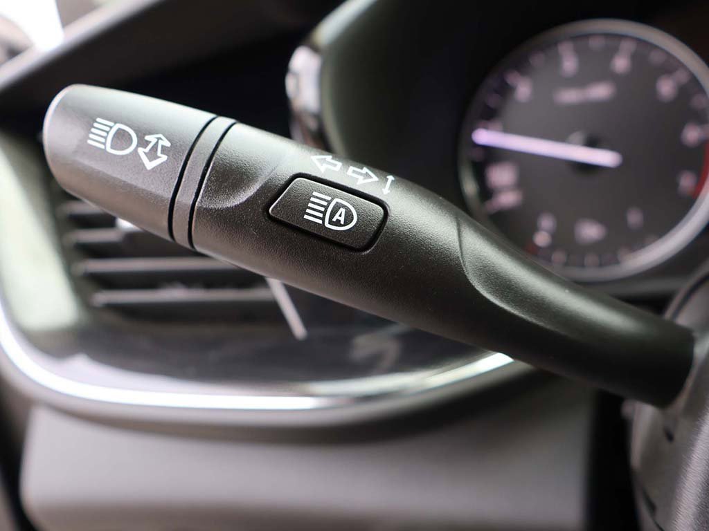 Used 2023 Buick Envision Essence w/ Sport Touring Package image 50