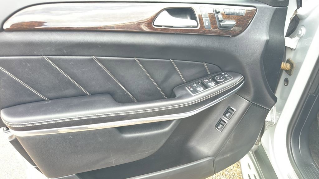 Used 2013 Mercedes-Benz GL 450 4MATIC image 10