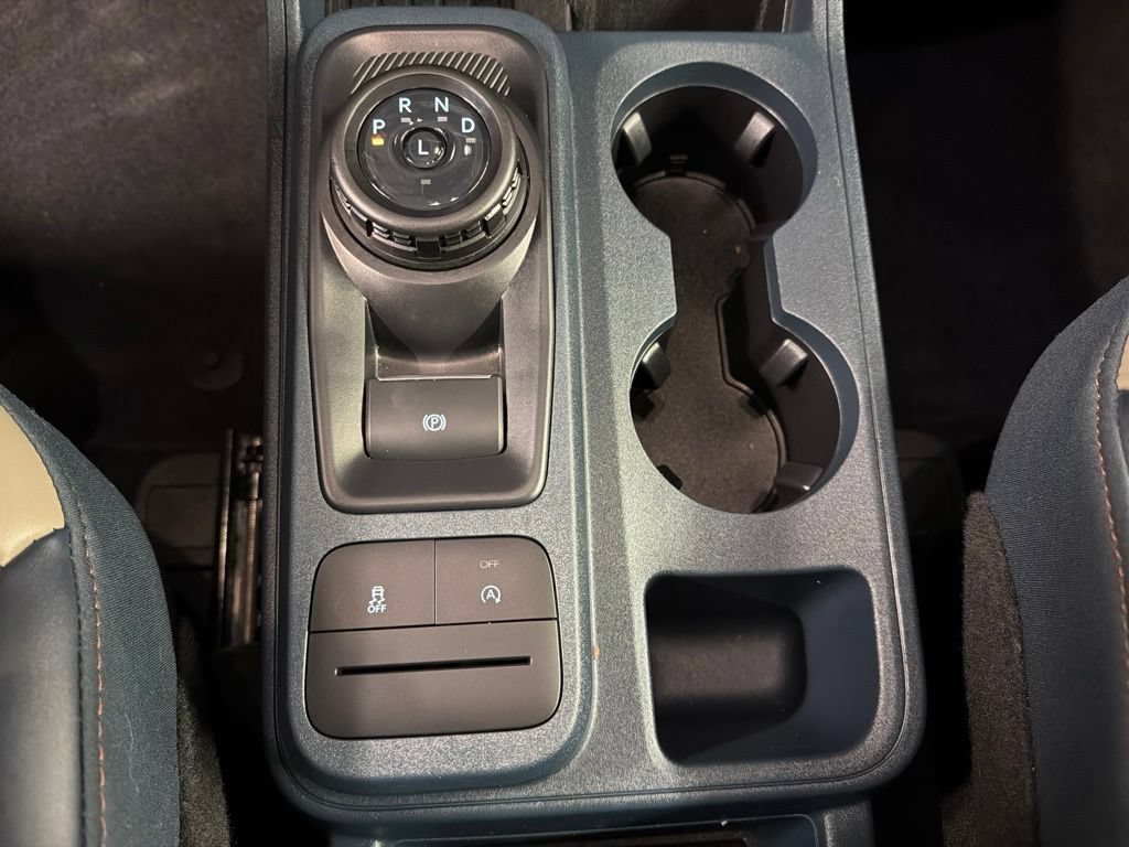 Used 2025 Ford Maverick Lariat w/ 4K Tow Package AWD/4WD image 16