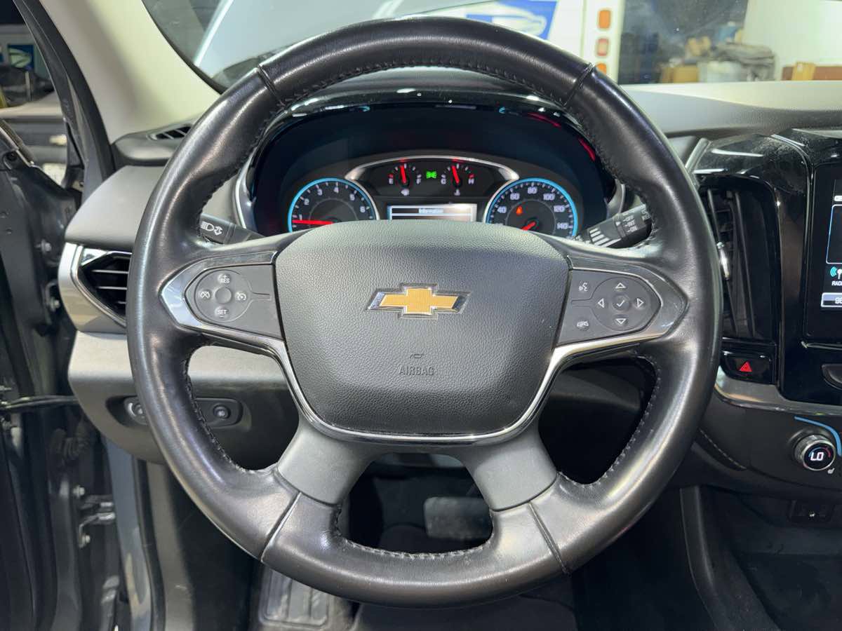 Used 2019 Chevrolet Traverse LT image 17