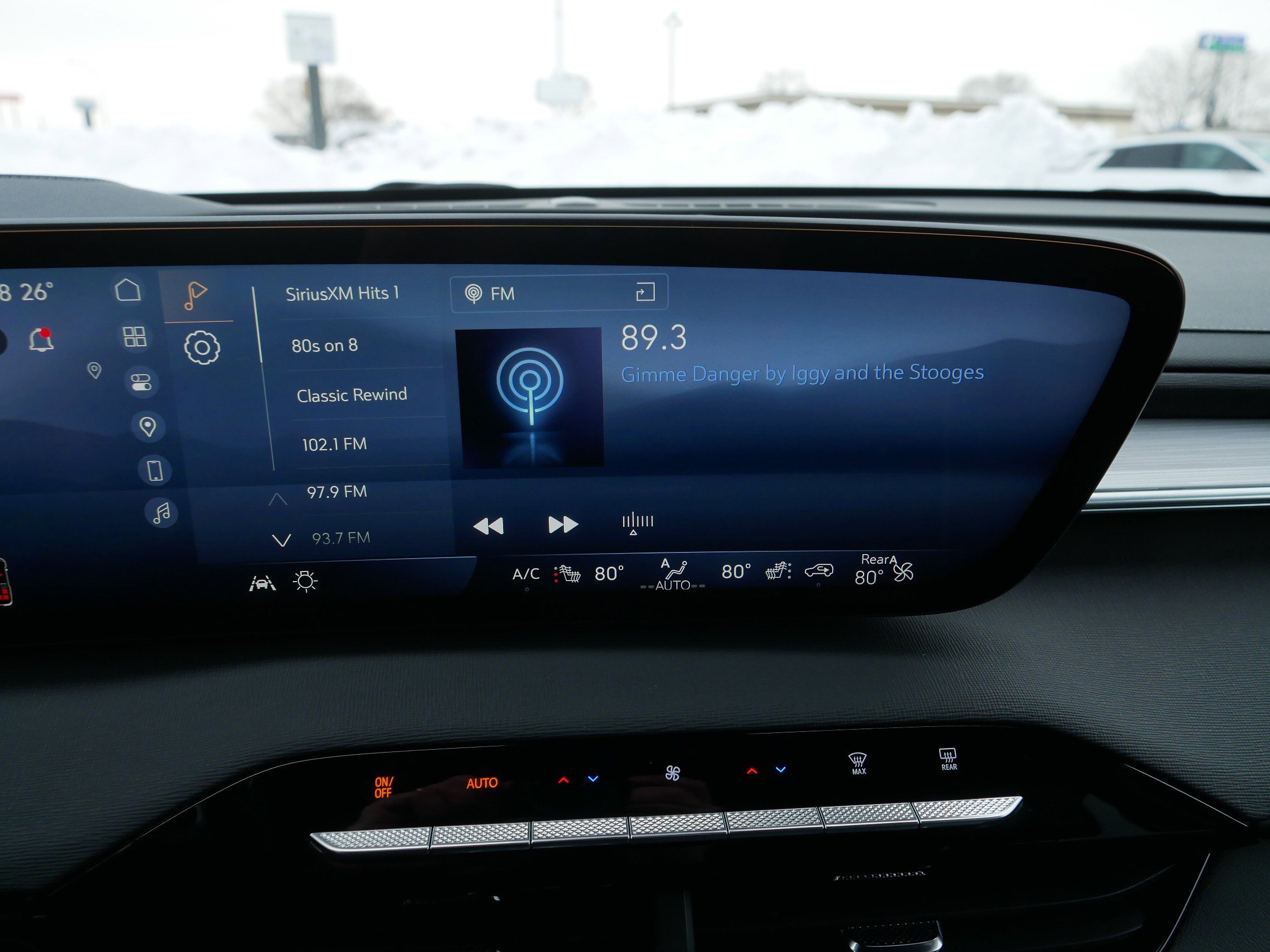 Used 2025 Buick Enclave Preferred image 22