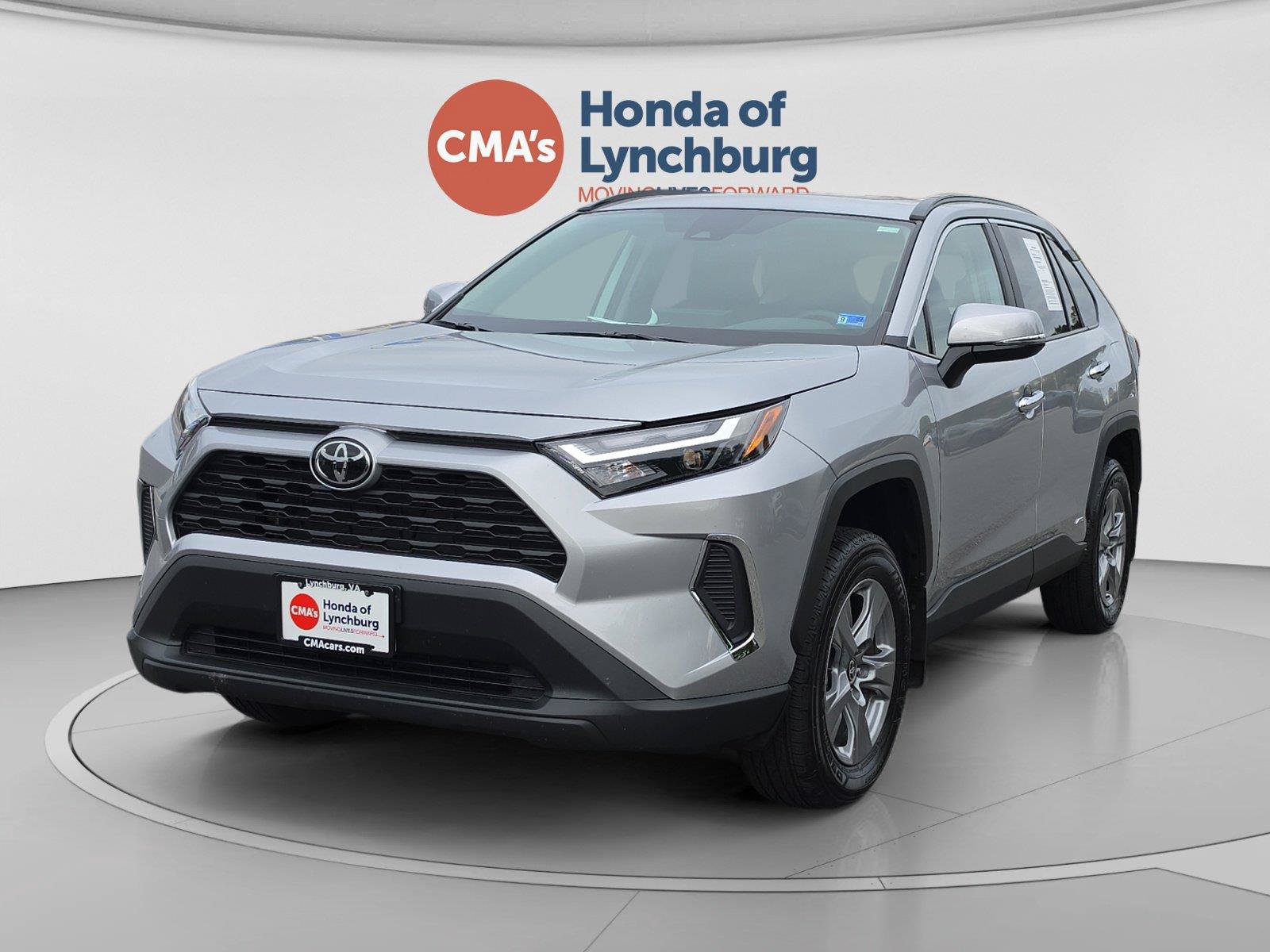 Used 2025 Toyota RAV4 XLE w/ Convenience Package AWD/4WD image 1