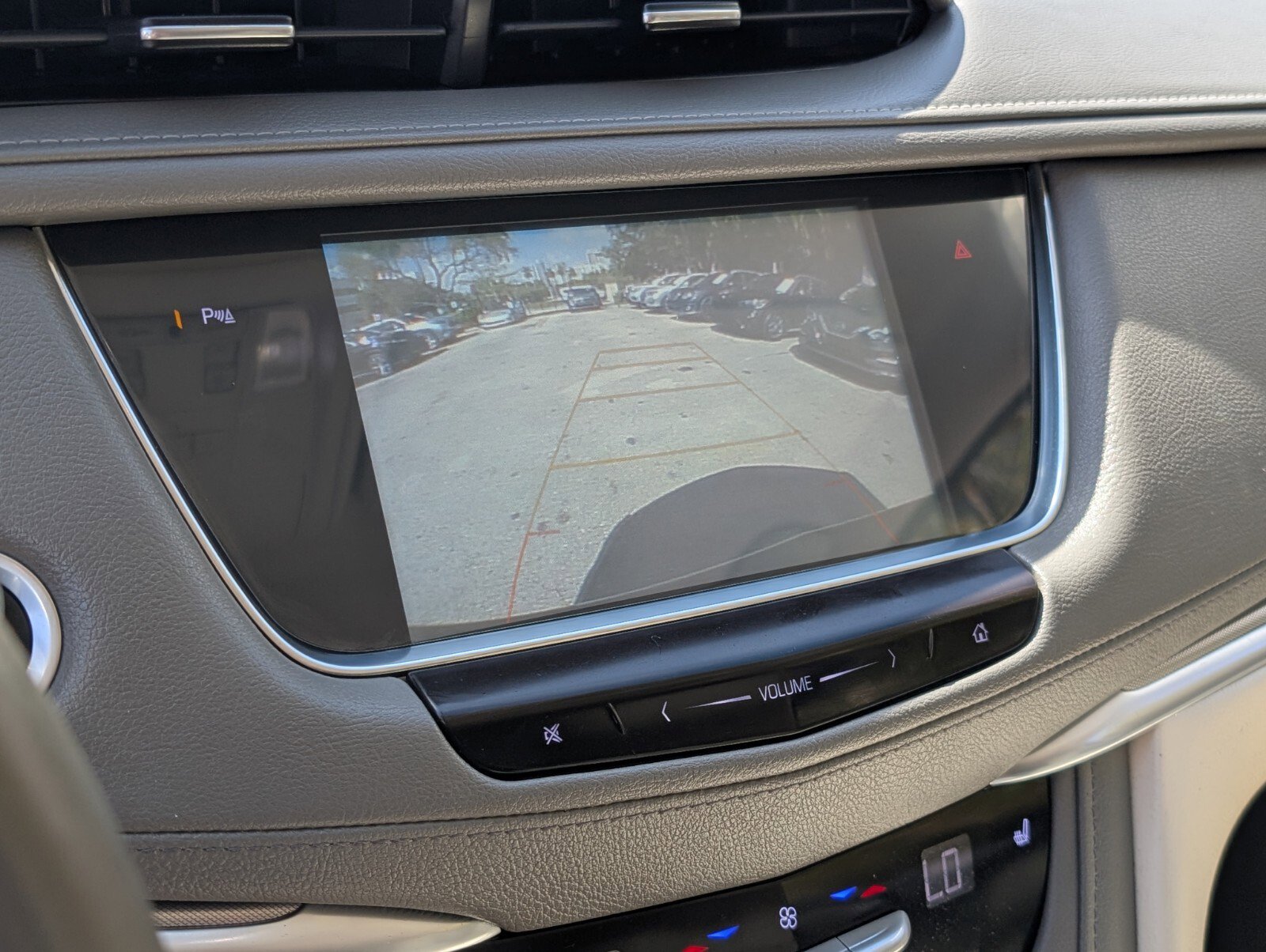 Used 2018 Cadillac XT5 Luxury image 29