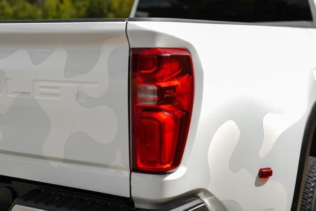 Used 2024 Chevrolet Silverado 3500 LT w/ Convenience Package AWD/4WD image 14