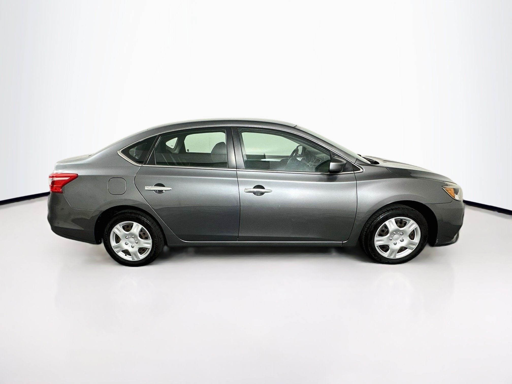 Used 2016 Nissan Sentra S FWD image 10