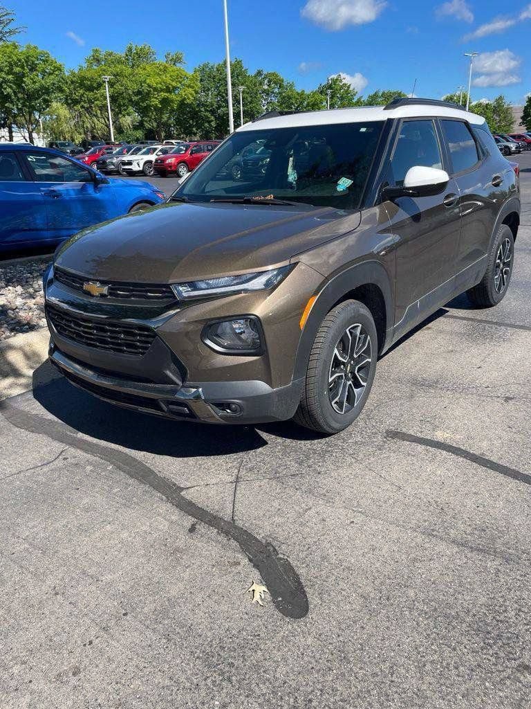 Used 2021 Chevrolet TrailBlazer ACTIV w/ Sun and Liftgate Package AWD/4WD image 1