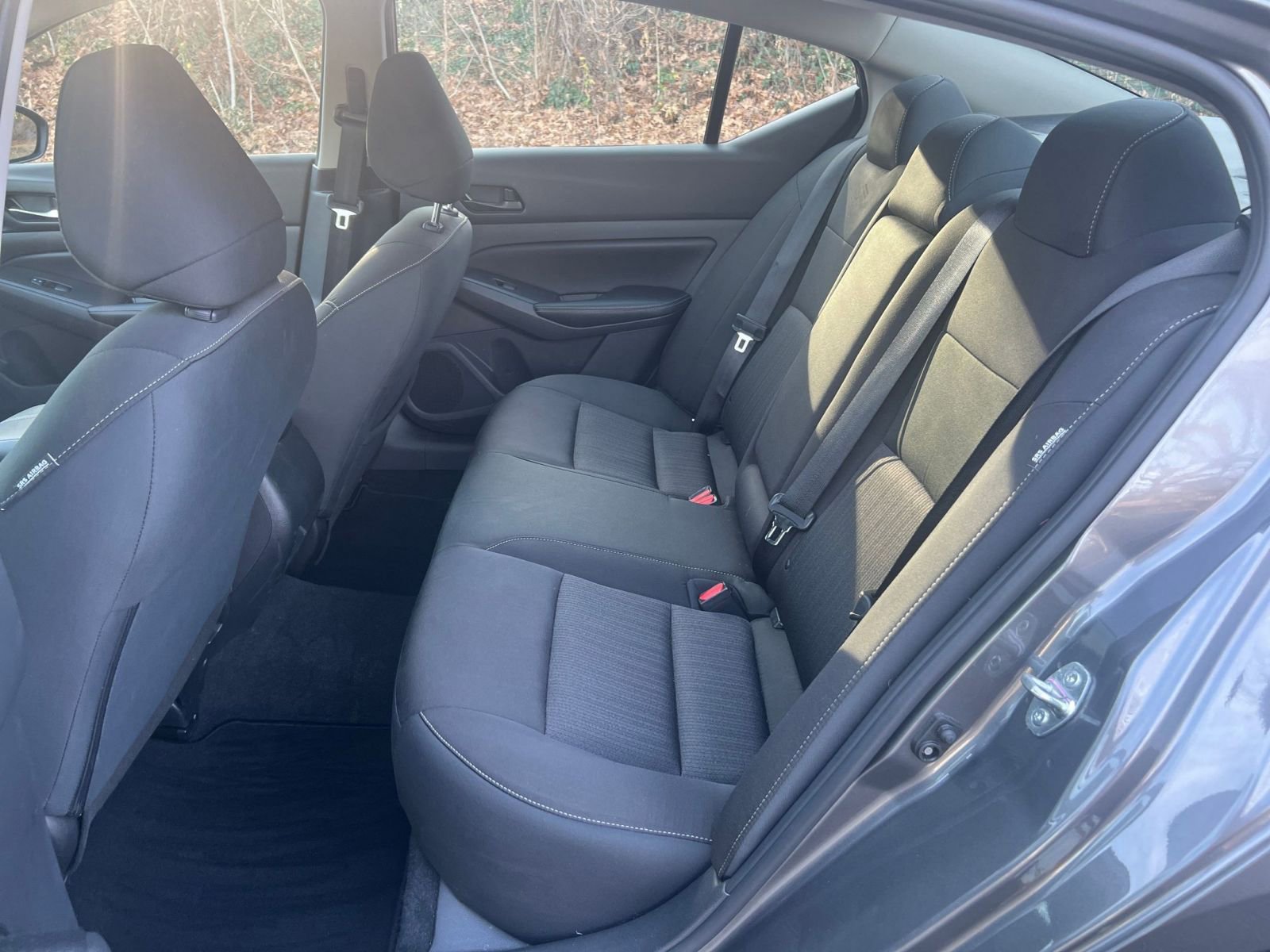 Used 2025 Nissan Altima 2.5 SV image 21