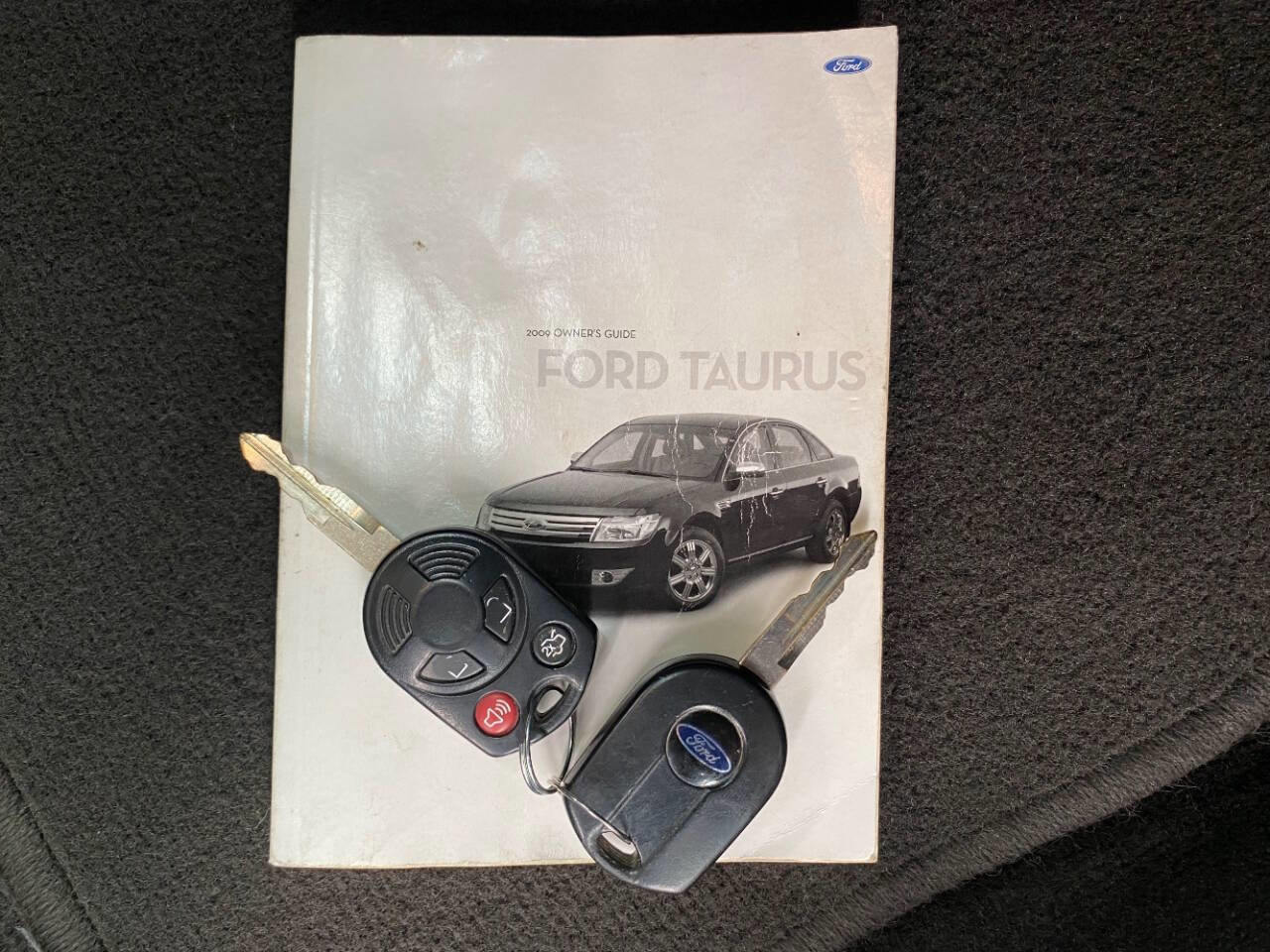 Used 2009 Ford Taurus Limited image 20