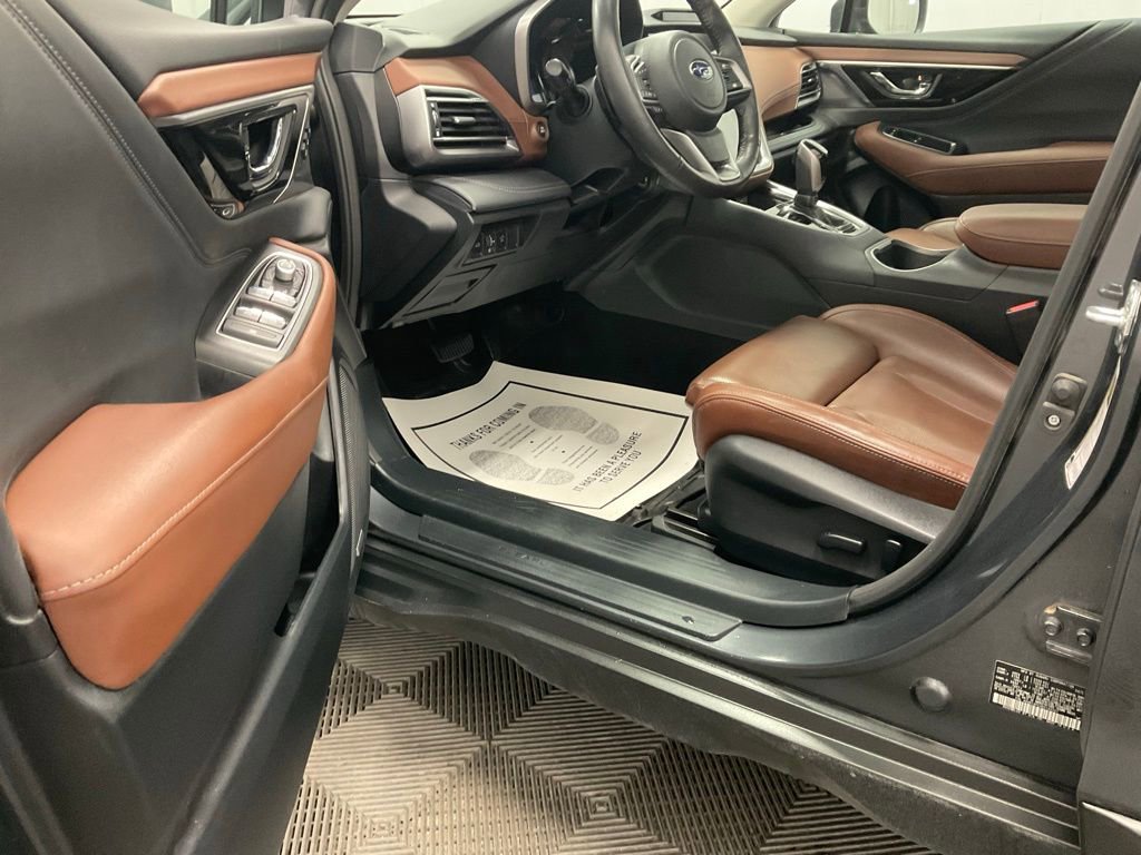 Used 2024 Subaru Outback Touring w/ Popular Package #2 image 7