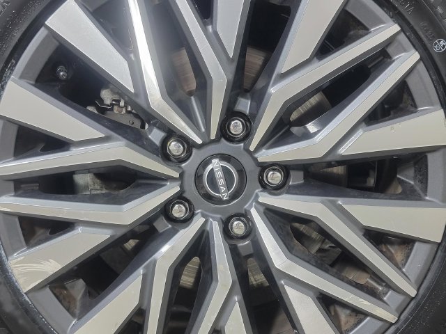 Used 2024 Nissan Altima 2.5 SV FWD image 10
