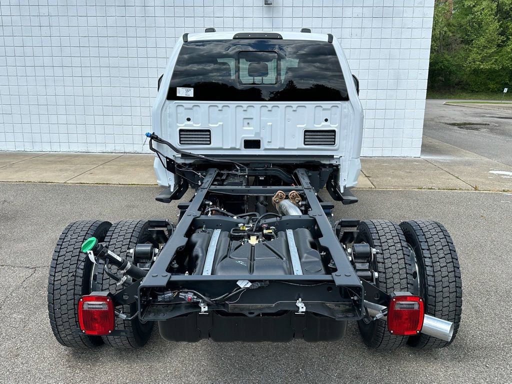 New 2026 Ford F550 4x4 Crew Cab Super Duty image 24