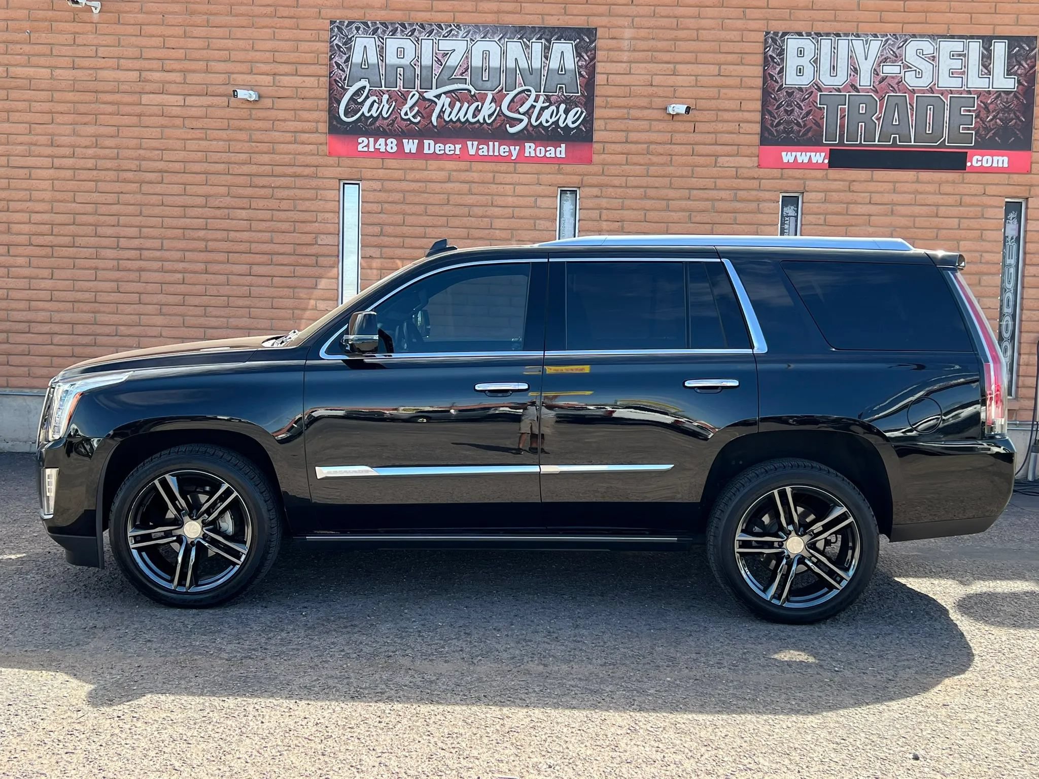 Used 2016 Cadillac Escalade Platinum