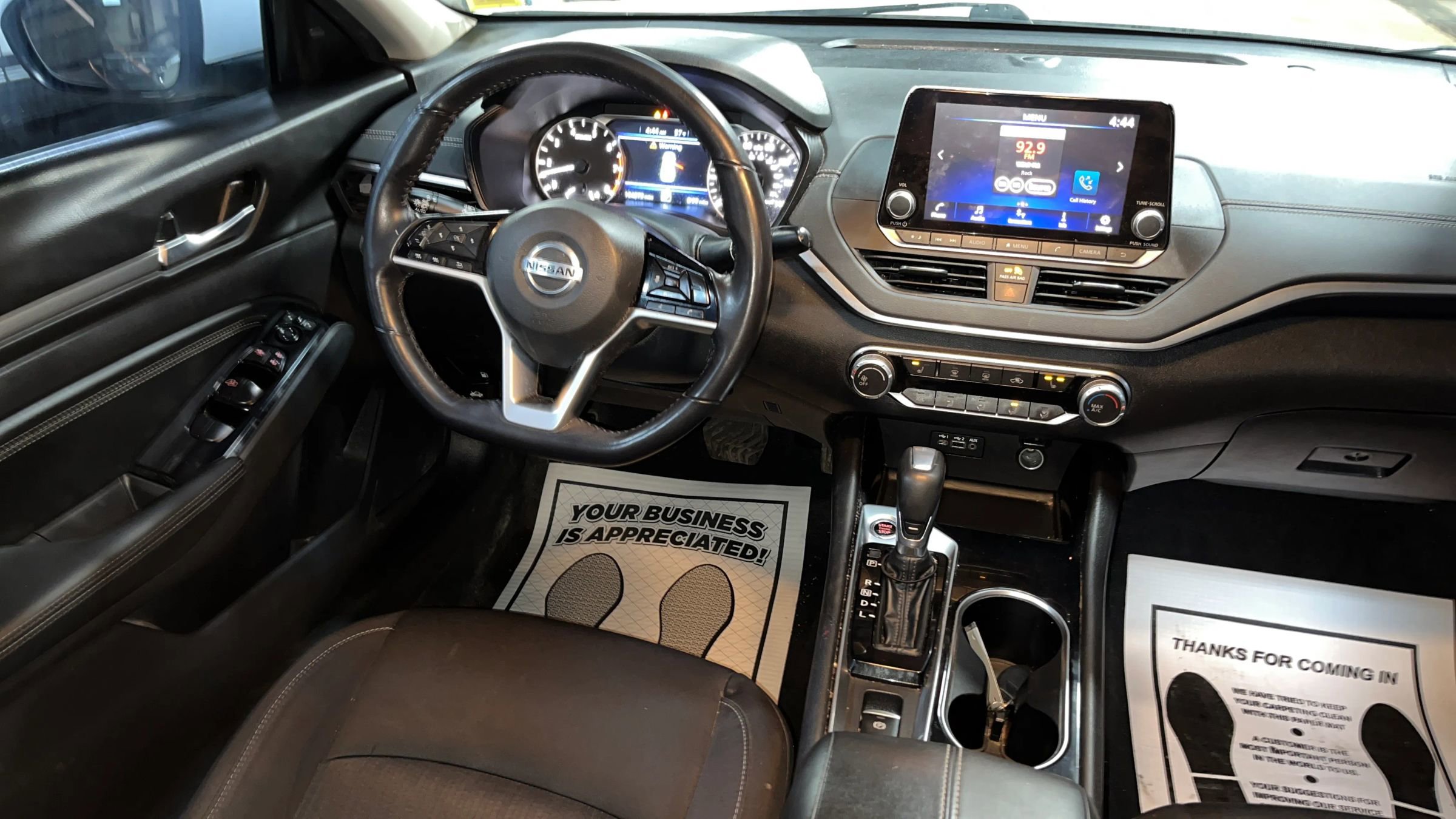 Used 2021 Nissan Altima 2.5 SV w/ SV Premium Package image 22