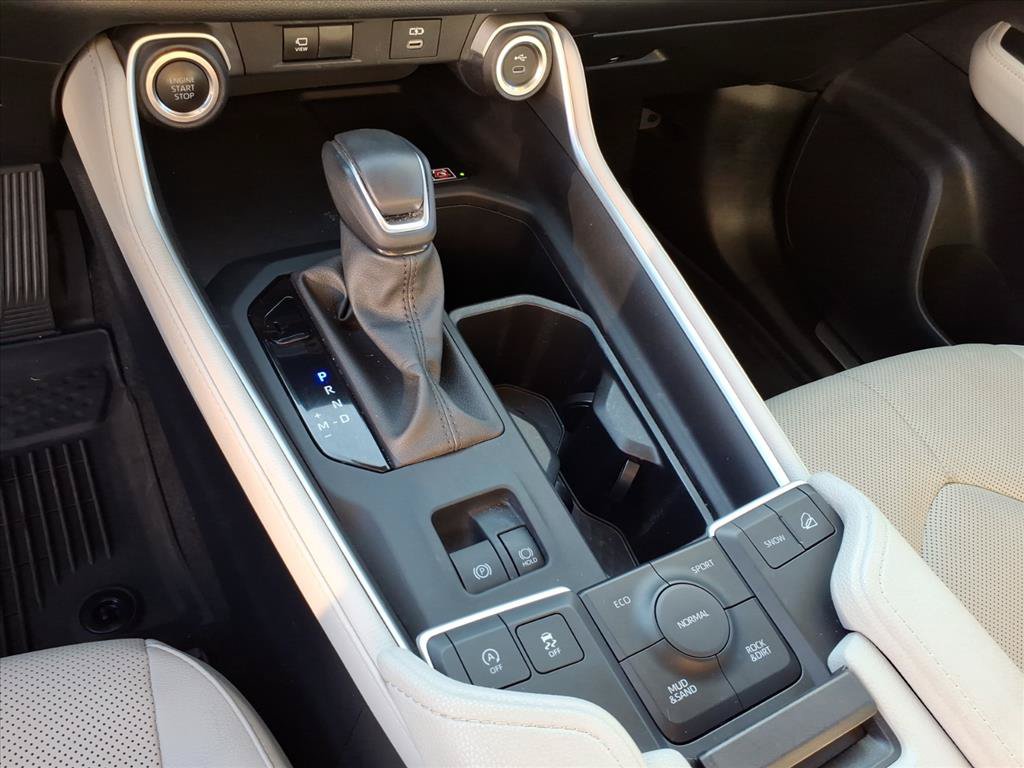 Used 2024 Toyota Grand Highlander AWD image 34
