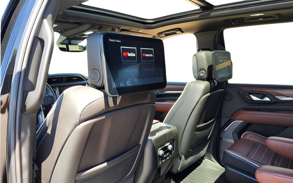 Used 2024 GMC Yukon Denali Ultimate AWD/4WD image 30