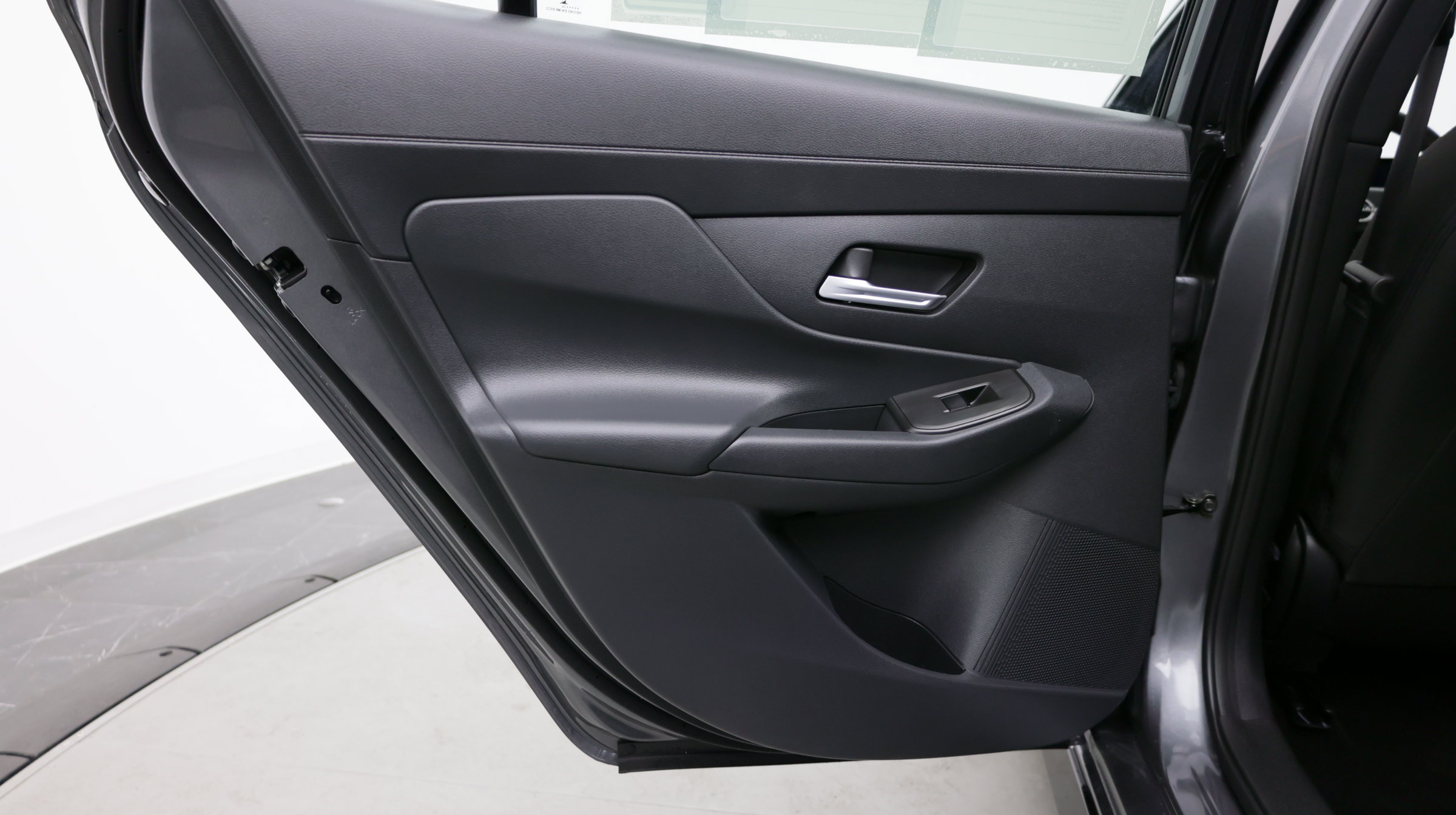 Used 2026 Nissan Sentra SR w/ Floor Mat Package FWD image 27