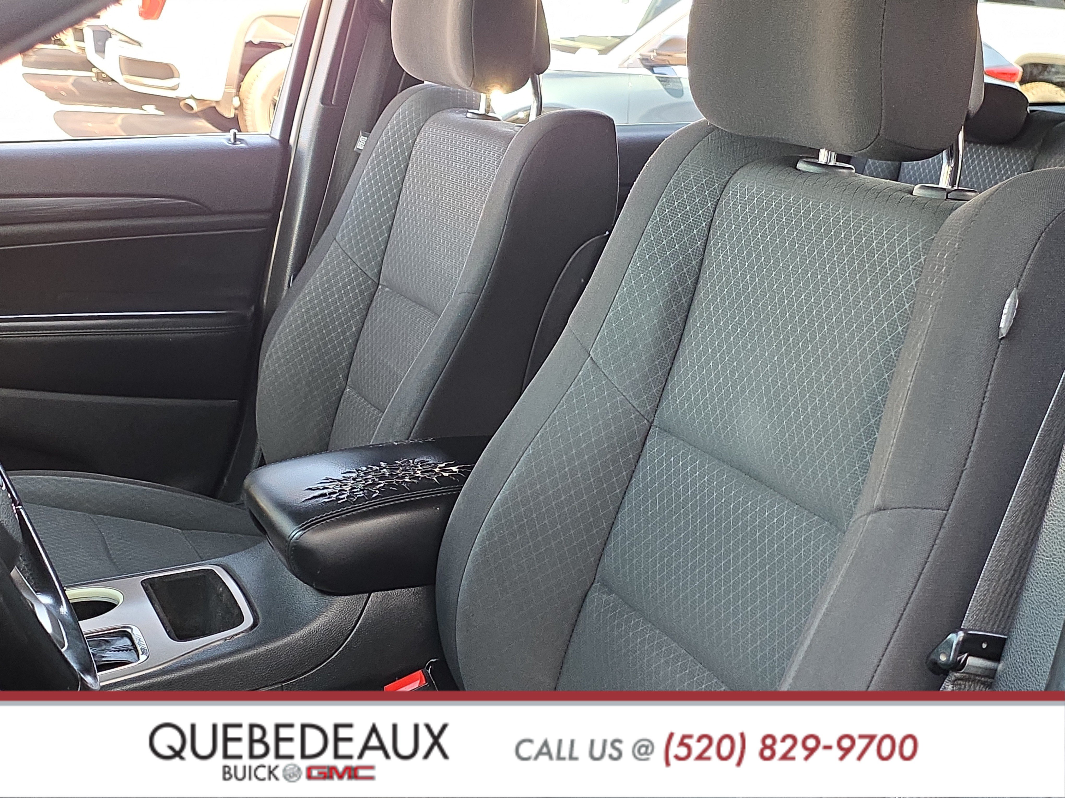Used 2021 Jeep Grand Cherokee Laredo RWD image 11