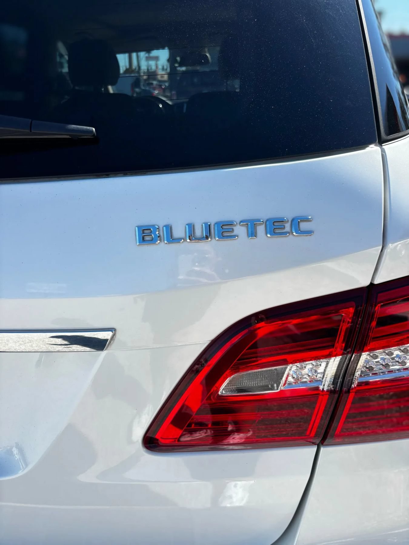 Used 2014 Mercedes-Benz ML 350 BlueTEC 4MATIC image 10