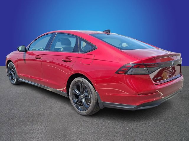 Used 2025 Honda Accord SE image 6