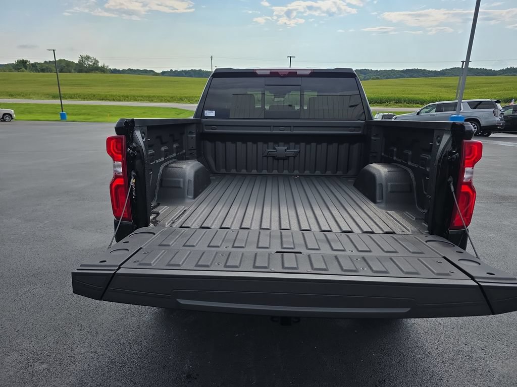 New 2026 Chevrolet Silverado 1500 ZR2 w/ ZR2 Bison Edition AWD/4WD image 9
