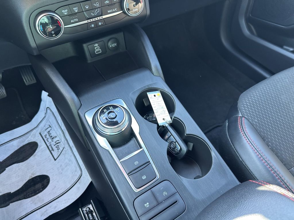 Used 2025 Ford Escape ST-Line image 23