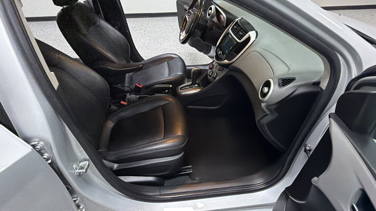 Used 2017 Chevrolet Sonic Premier FWD image 26