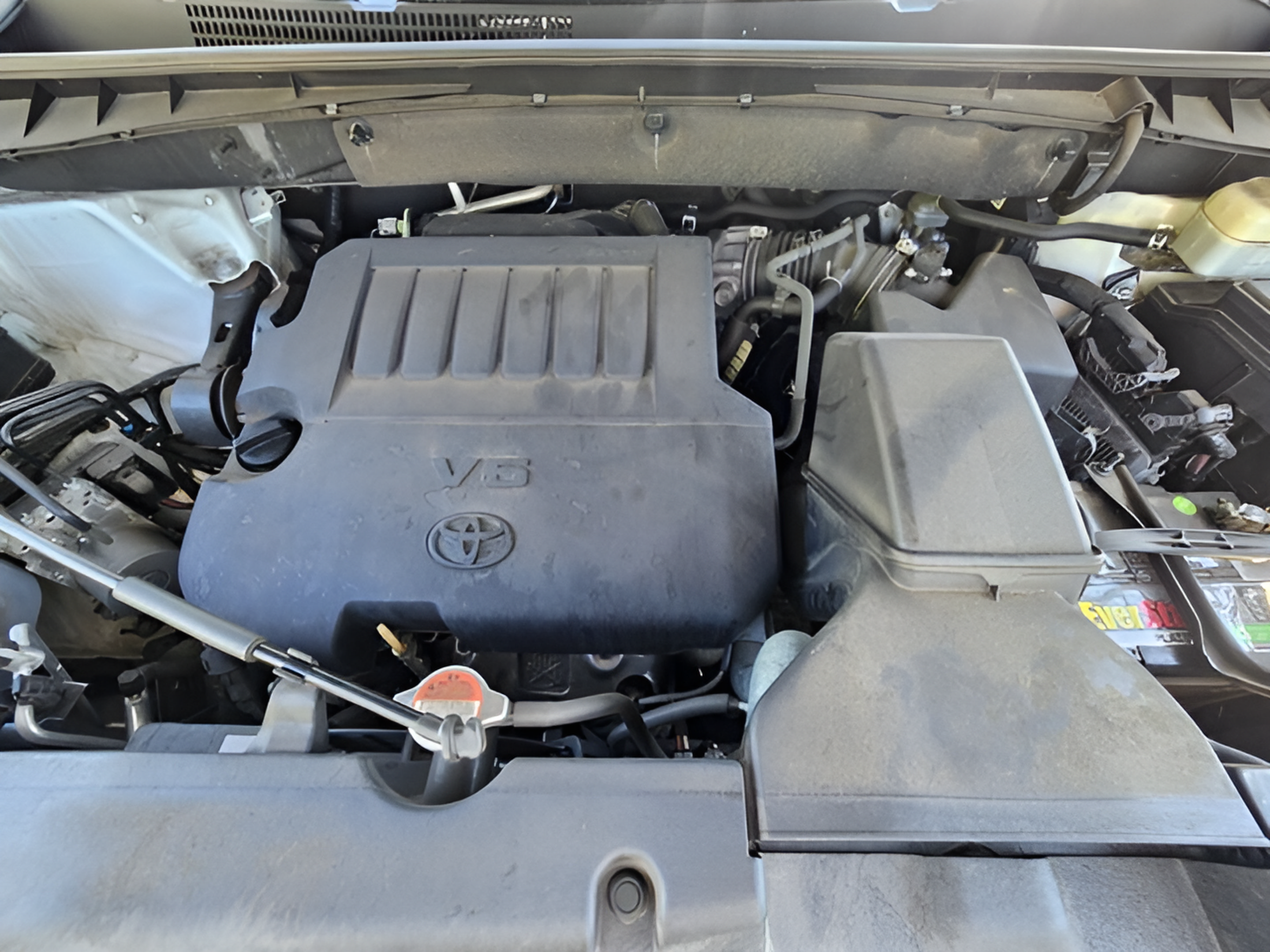 Used 2016 Toyota Highlander XLE AWD/4WD image 27