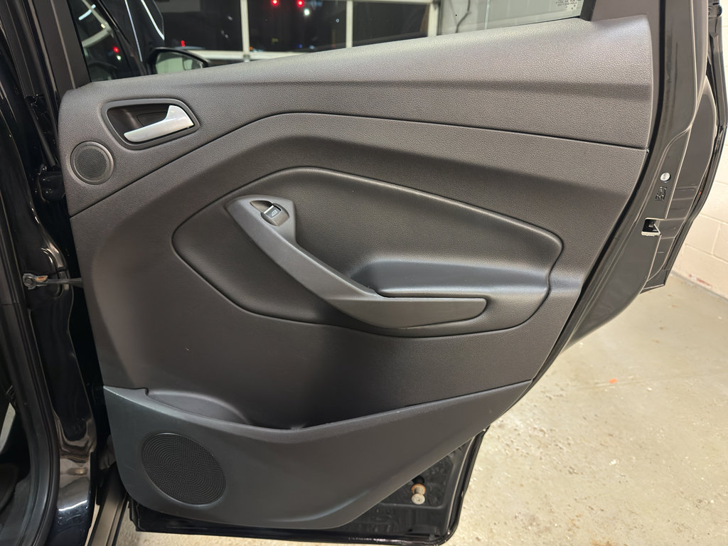 Used 2018 Ford Escape Titanium image 26