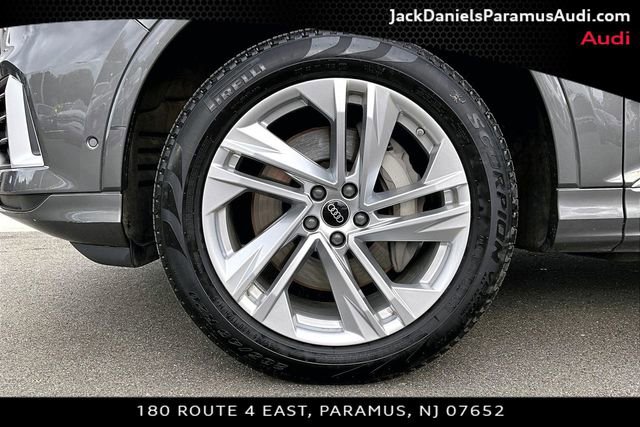 Used 2023 Audi Q7 2.0T Premium w/ Convenience Package AWD/4WD image 8
