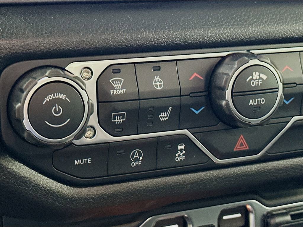 New 2026 Jeep Gladiator Sport AWD/4WD image 27