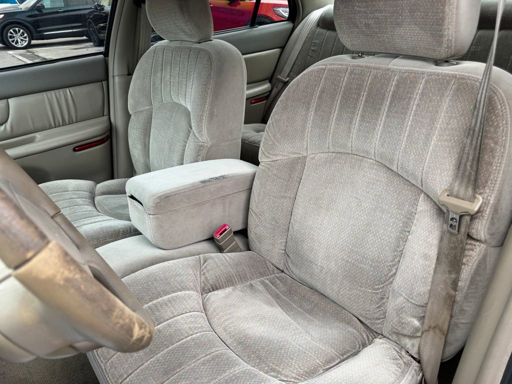 Used 1999 Buick Century Custom image 16