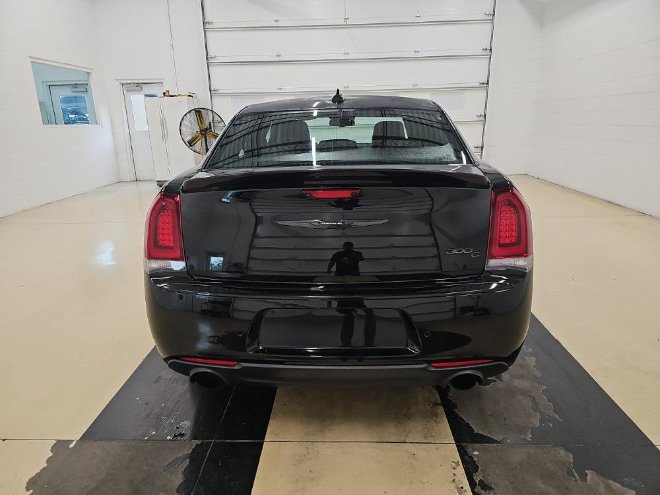 Used 2023 Chrysler 300 C RWD image 5