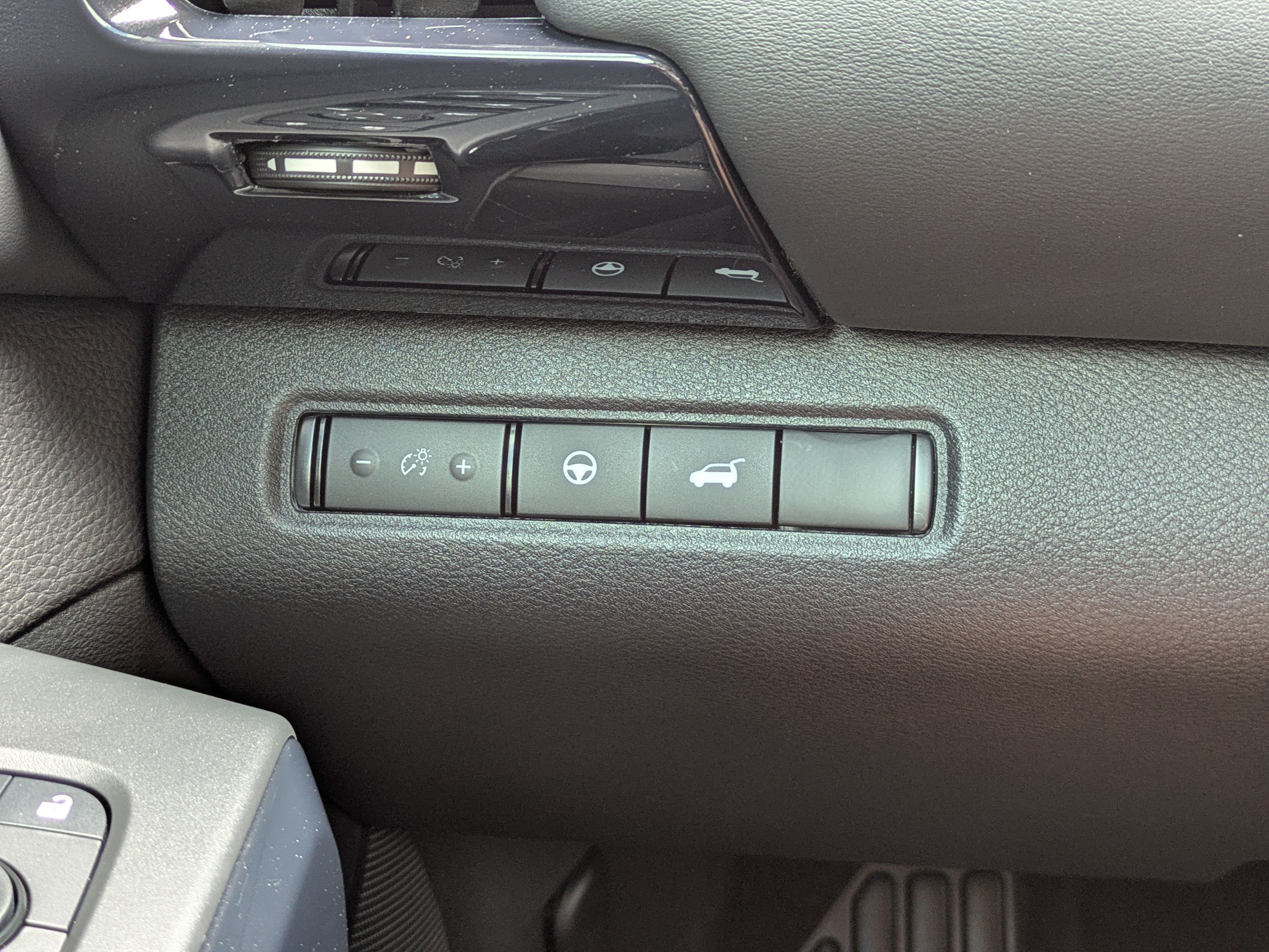 New 2026 Nissan Pathfinder SV FWD image 27