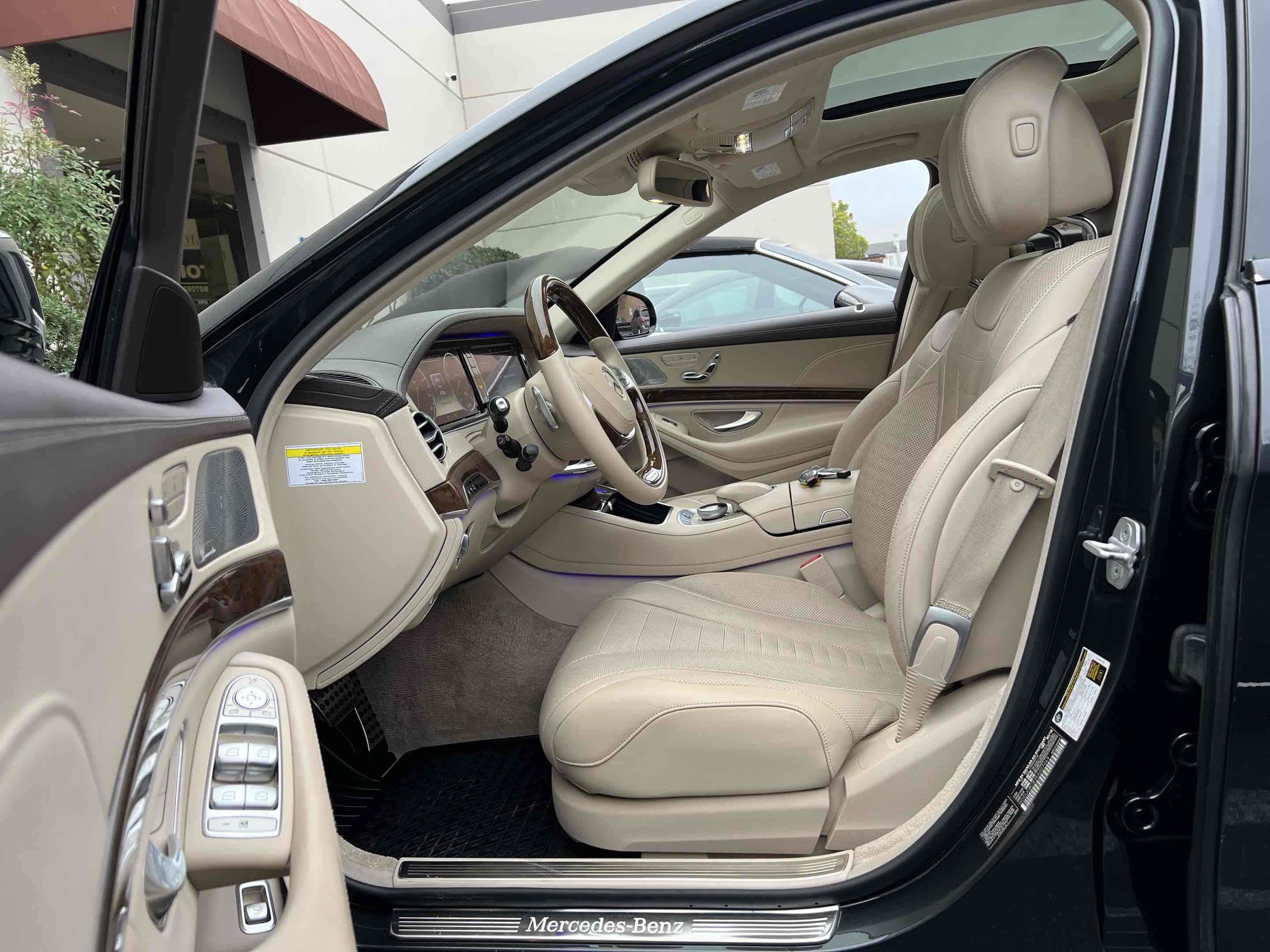 Used 2014 Mercedes-Benz S 550 Sedan image 6