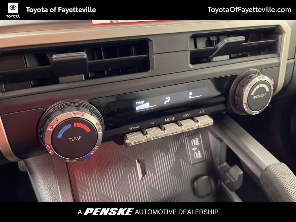 Certified 2025 Toyota Tacoma SR5 image 29