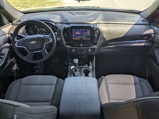 Used 2023 Chevrolet Traverse LT FWD image 16