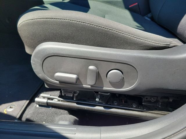 Used 2025 Hyundai Kona SEL image 14