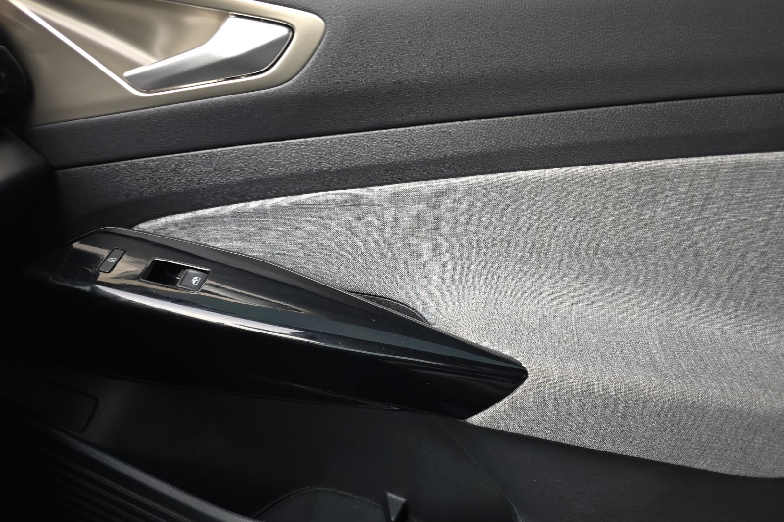 Used 2023 Volkswagen ID.4 2WD image 19