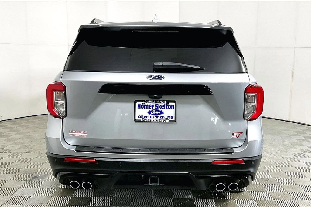 Used 2020 Ford Explorer ST w/ ST Street Pack image 4
