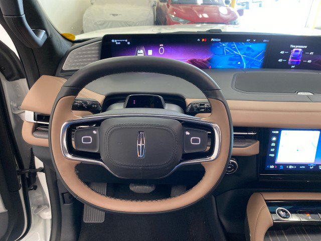 New 2027 Lincoln Navigator L Black Label AWD/4WD image 23