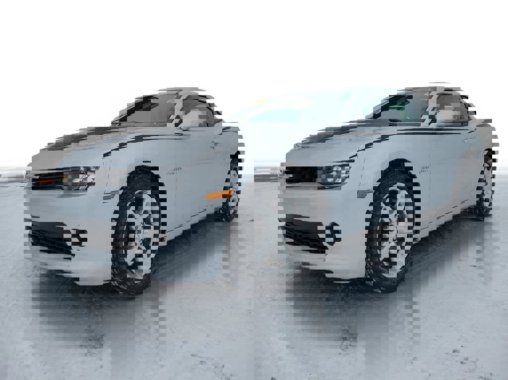 Used 2015 Chevrolet Camaro LT w/ 1LT Preferred Package image 2