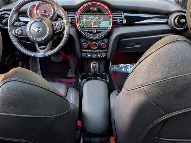 Used 2020 MINI Cooper S image 19