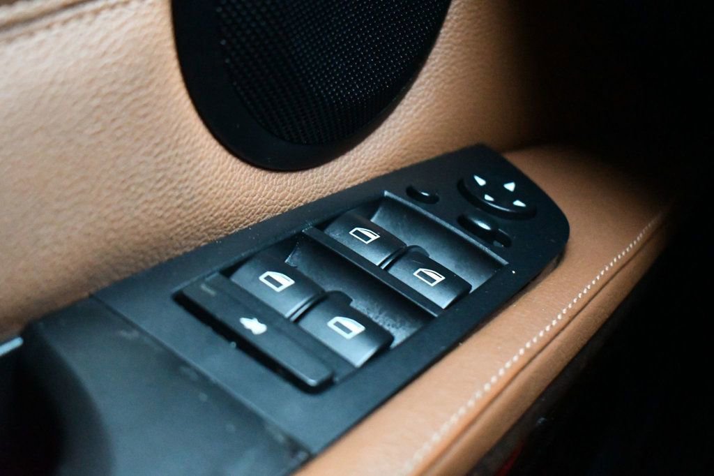 Used 2011 BMW 328i xDrive Sedan w/ Premium Pkg image 14