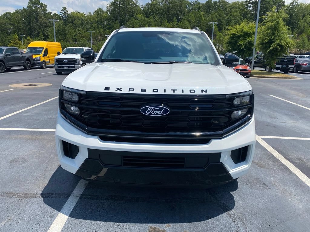 New 2027 Ford Expedition Platinum w/ Stealth Performance Package AWD/4WD image 2